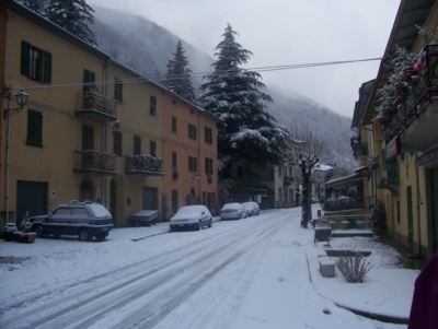  Image name: molino capodanno  2009 303 (123).jpg 
 width: 400 pixel 
 height: 301 pixel 
 Size: 93245 bytes 
 Click to enlarge 